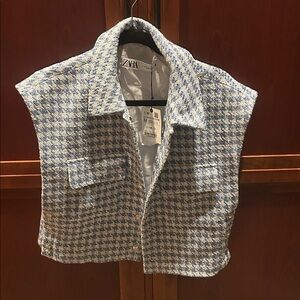 BLOGGER'S FAVE! Zara Textured Weave Vest With Buttons Sz med NWT